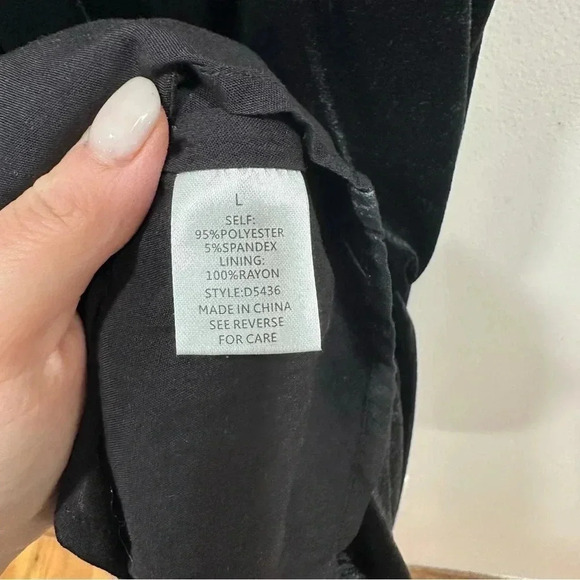 Pinkblush Black Velvet Tiered Maternity Maxi Dress Large - Picture 10 of 11